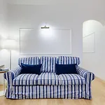 Trevi Fountain Modern Apartment