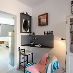 Banchi Nove, Penthouse Full Of Light And Silence