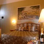 Hotel Golden