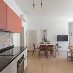 Iflat Colorful And Bright Apartament In Monti