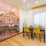 St Peter\'S Spacious 4 Bdr With Private Parking
