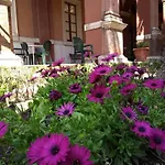 Casa S. Giuseppe Di Cluny