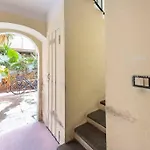 Delightful Flat In The Heart Of Trastevere
