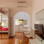 Trastevere & San Cosimato Studio Flat