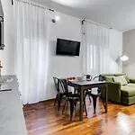 Bmga L Cozy Industrial Apartment In City Center