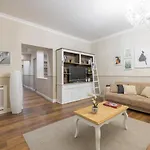 Charming Apartment With Patio A Few Steps From Colosseum