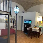 Royal Holiday House At The Center
