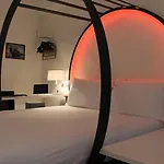 Irooms - Spanish Steps