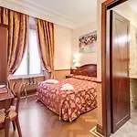 Re Luxury Accomodation