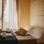 Rome Trevi Business Rooms