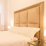 The Best Rent - Elegant Five-Bedrooms Apartment Near Colosseo