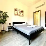Colosseum Guest House