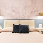 Vis Romae Luxury Apartments