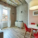 Dreams Homes In Trastevere