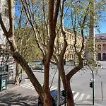 Ych-Sweet Home Near Colosseo