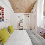 New-Big Honey Colosseum 4Bdr + 2Sofa Bed A/C