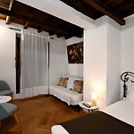 Vicolo 22 B&B