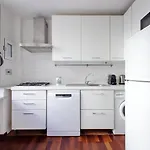 Domus Lou Elegante Appartamento In Trastevere Roma
