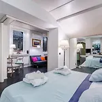 Via Condotti Private Suite