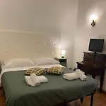 Trevi Rooms In Rome