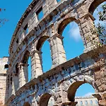 Locazione Turistica Vittorio Emanuele-1