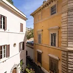 Vg Piazza Navona 5 Stelle Montecitorio Room
