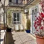 Suity I Enchanting Penthouse With Jacuzzi And Terrace