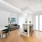 White Flat Gallia