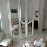 Accogliente Appartamento Molto Vicino Metro C