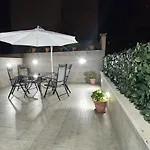 Appia Purple Terrace Apartment In Rome