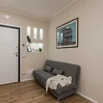 The Best Rent - Modern Three-Bedroom Apartment A Few Steps From The Colosseum