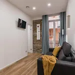 The Best Rent - Modern Three-Bedroom Apartment A Few Steps From The Colosseum