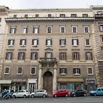 The Best Rent - Modern Three-Bedroom Apartment A Few Steps From The Colosseum