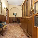 Cola Di Rienzo Apartment