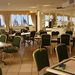 Hotel Champagne Palace