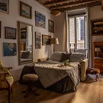 Colosseum House
