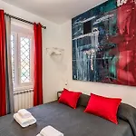 La Casa Dell\'Acquedotto Romano