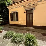 Independent Rooms Apartment - St Termini By Ghor