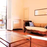 Pantheon Vita Apartment