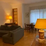 Fairome Apartment 2 Pini