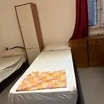 Hostal Piramide