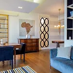 Roman Jewel Elegant Apartment Near The Center