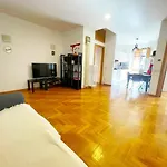 Cozy Casetta - Bright And Near Metro C