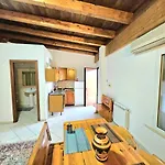 Tiberius 2 Apartment