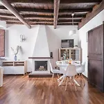 The Best Rent - Elegant Apartment In Trastevere