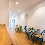Bed & Breakfast Across The Room
