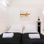 Luciano Luxury Apartment