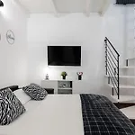 Elegant Statuario Apartment