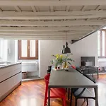 Iflat The Tiber Gem