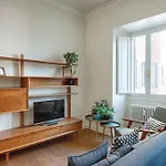 Auditorium Elegant Apartment